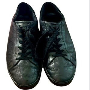 MICHAEL KORS BLACK LEATHER SNEAKERS